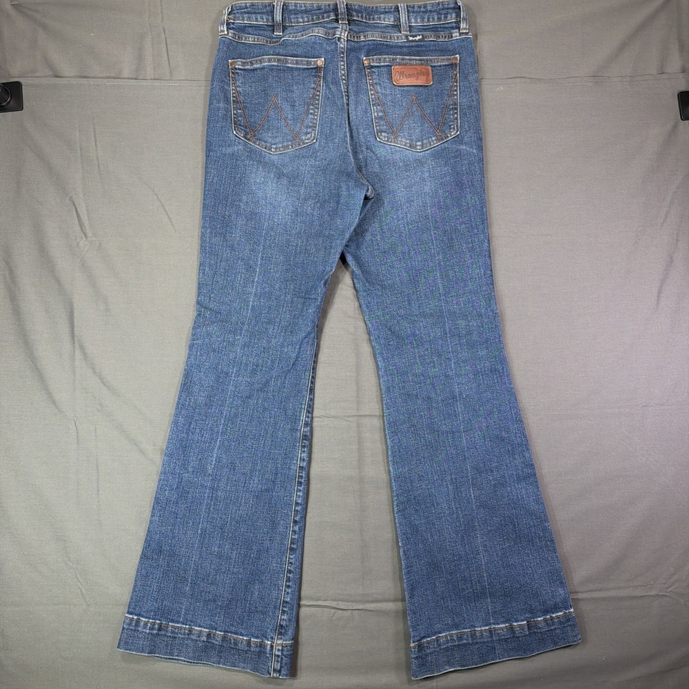 Womens Wrangler Retro high rise western bell bottom flare Jeans sz 30X32 stretch